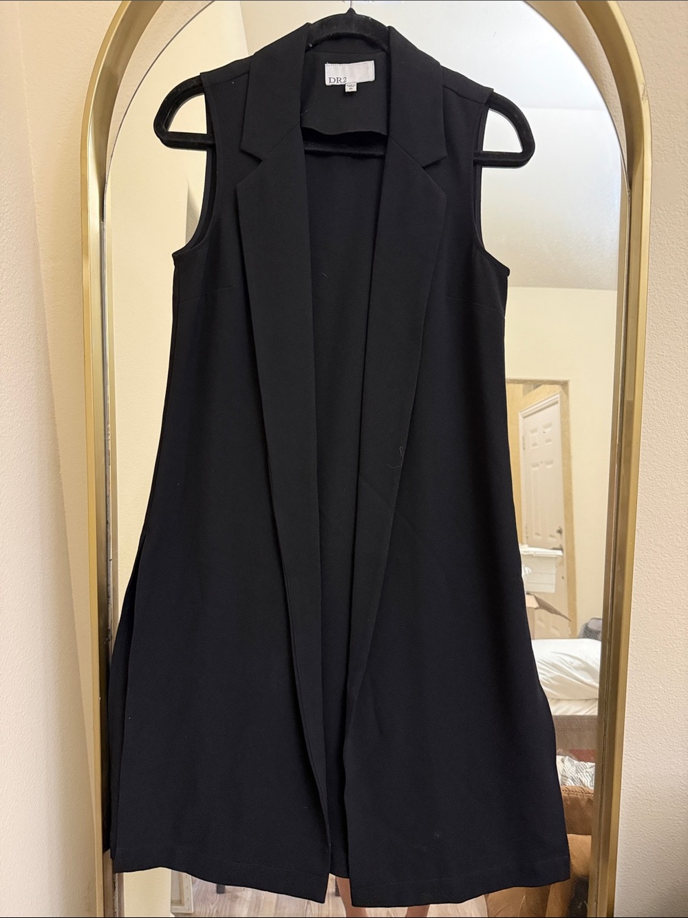 DR2 Black Sleeveless Long Open-Front Vest